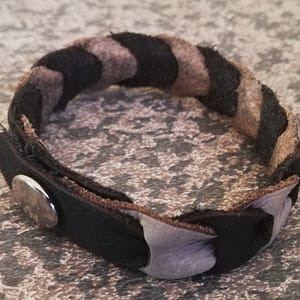 Braided Bracelet black and ivory